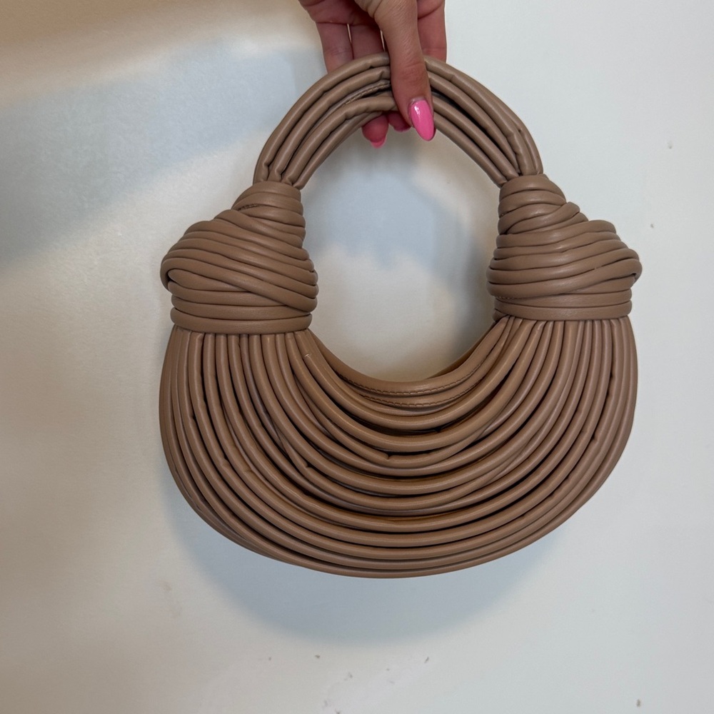 Elegant Tan Handbag